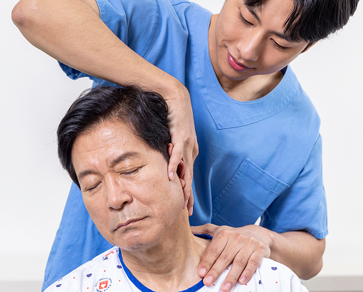 고척튼튼정형외과 목 치료방법 도수치료 이미지